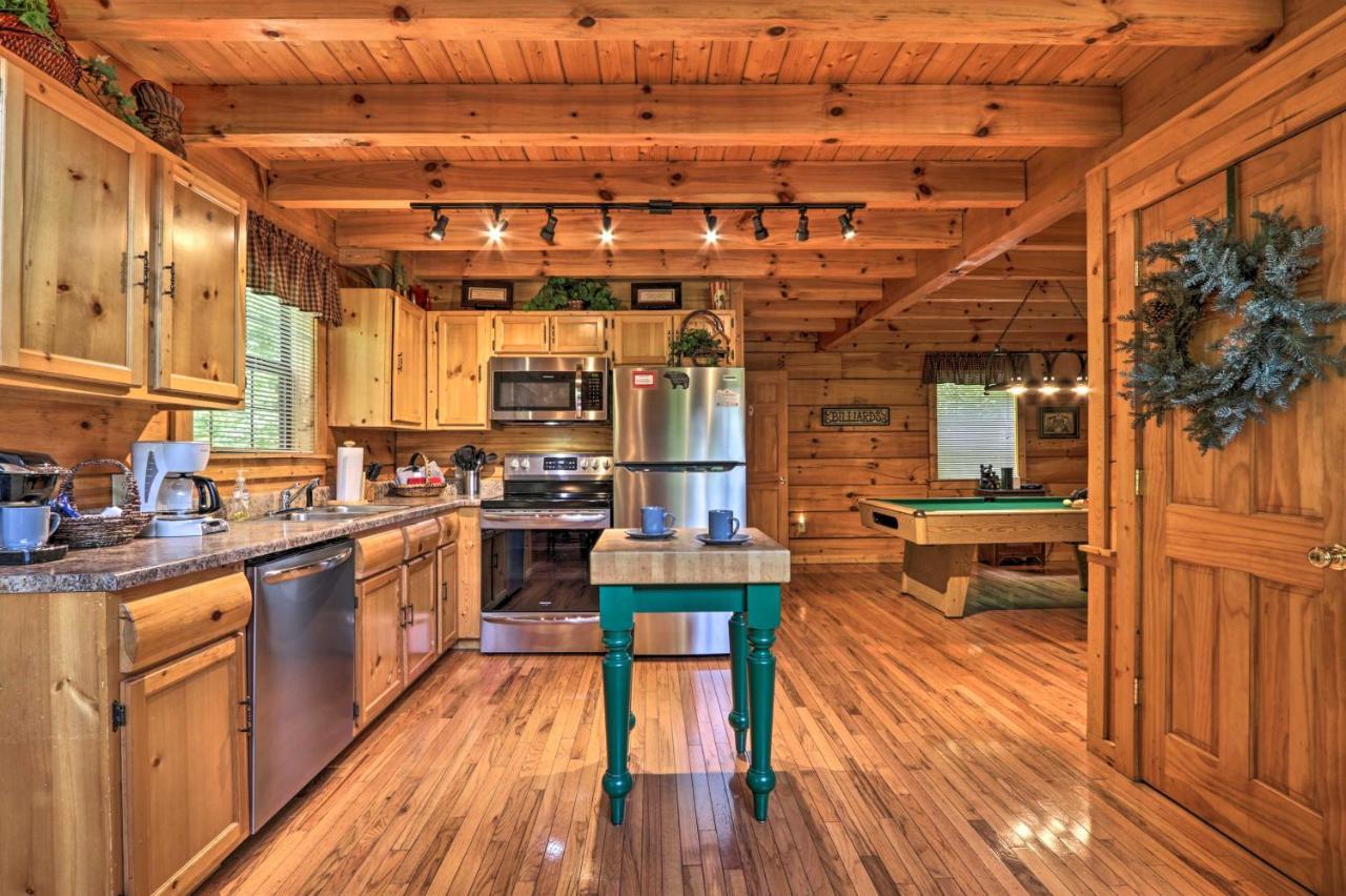 Villa Gatlinburg Mountainside Escape With Deck And Hot Tub! Exterior foto