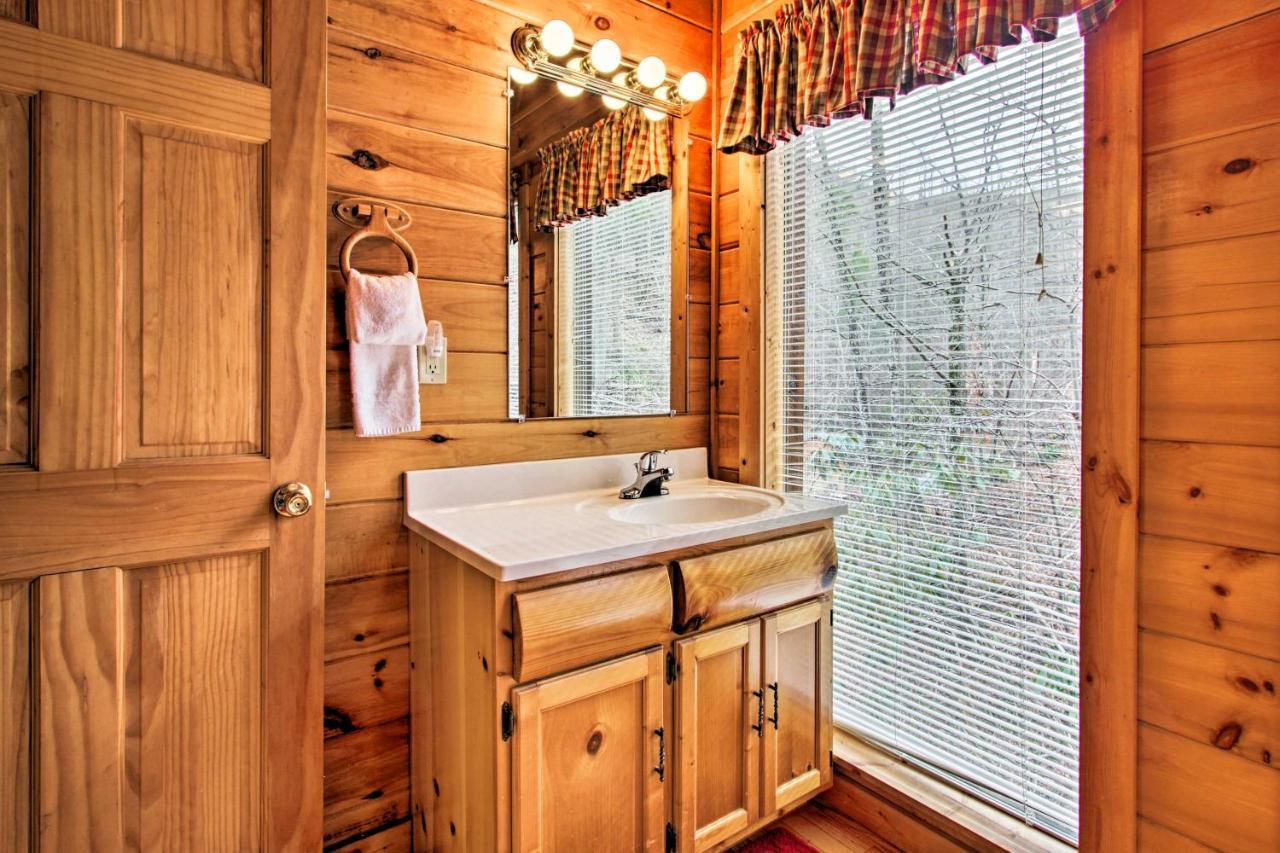Villa Gatlinburg Mountainside Escape With Deck And Hot Tub! Exterior foto